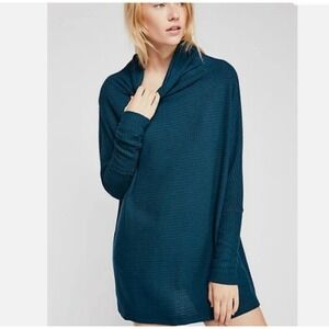 Free People Kitty Thermal Oversized Waffle Knit Cowl Neck Tunic Teal Medium